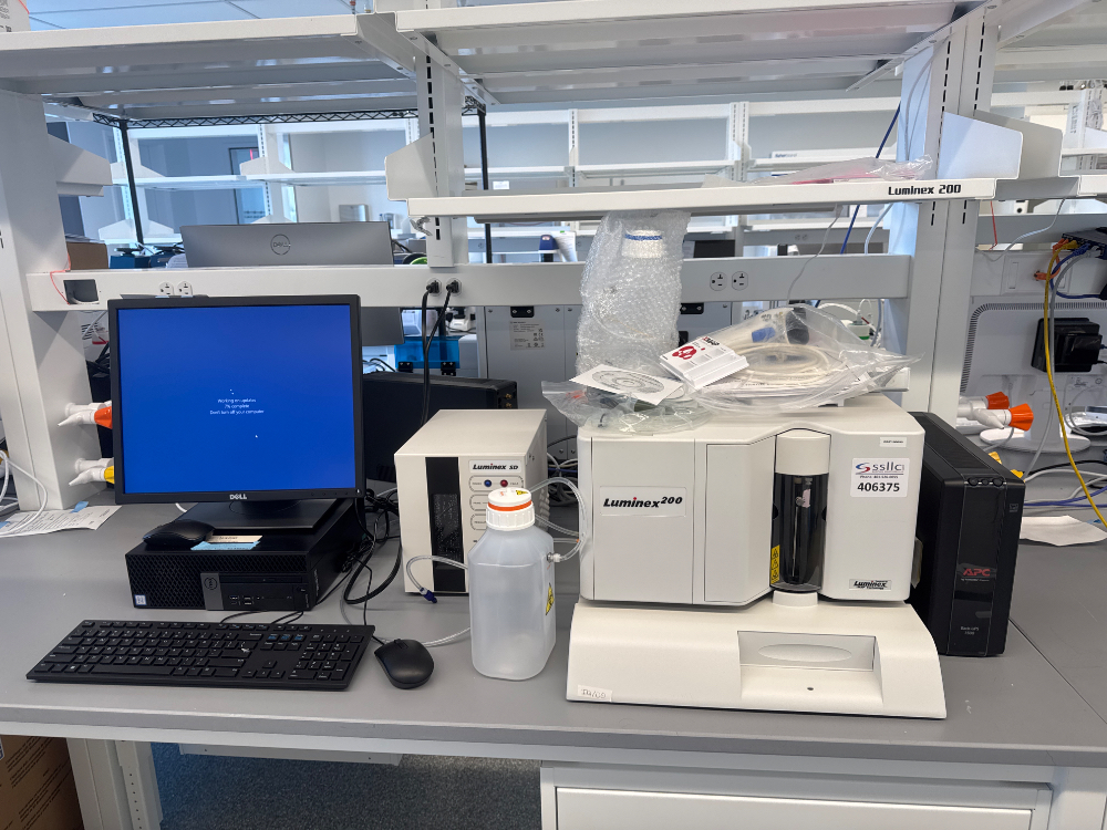 Image of Luminex 200 Flow Cytometer